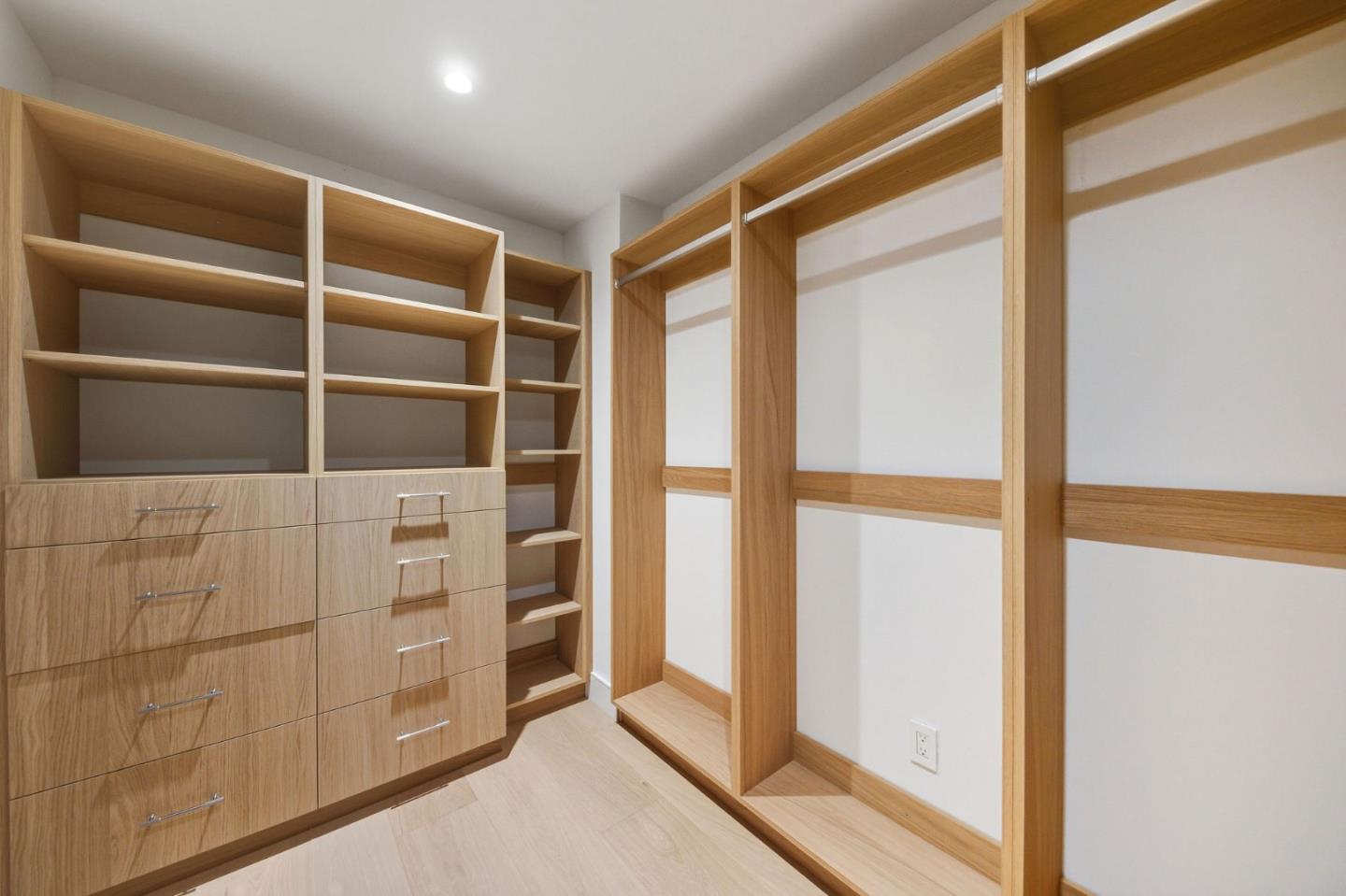 Detail Gallery Image 21 of 31 For 340 Arden Rd, Hillsborough,  CA 94010 - 4 Beds | 3/1 Baths