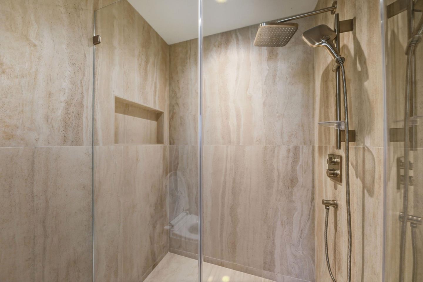 Detail Gallery Image 24 of 31 For 340 Arden Rd, Hillsborough,  CA 94010 - 4 Beds | 3/1 Baths