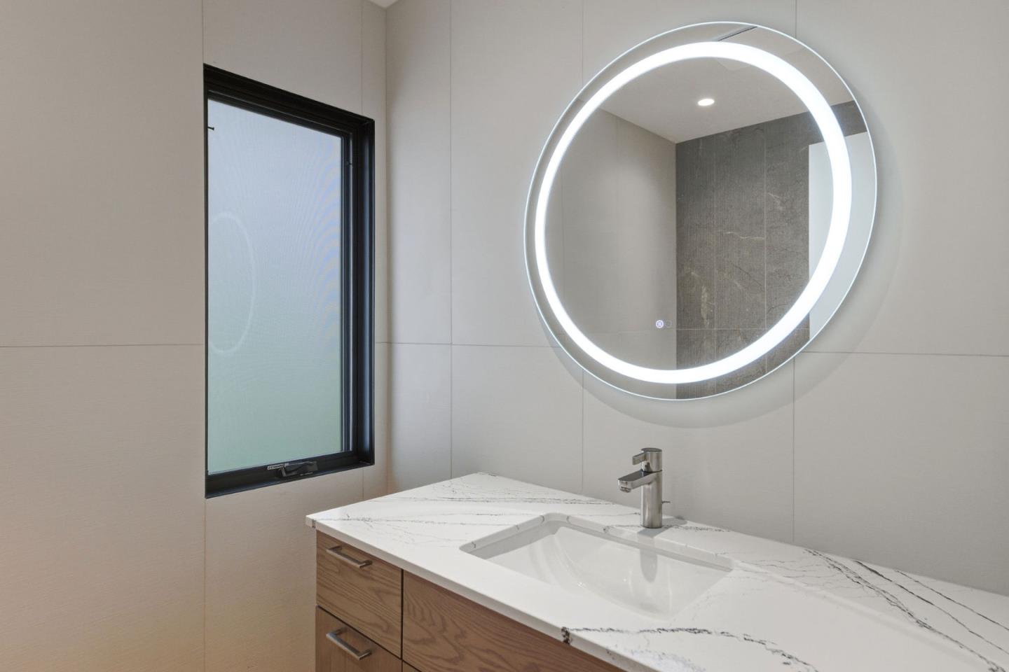 Detail Gallery Image 25 of 31 For 340 Arden Rd, Hillsborough,  CA 94010 - 4 Beds | 3/1 Baths