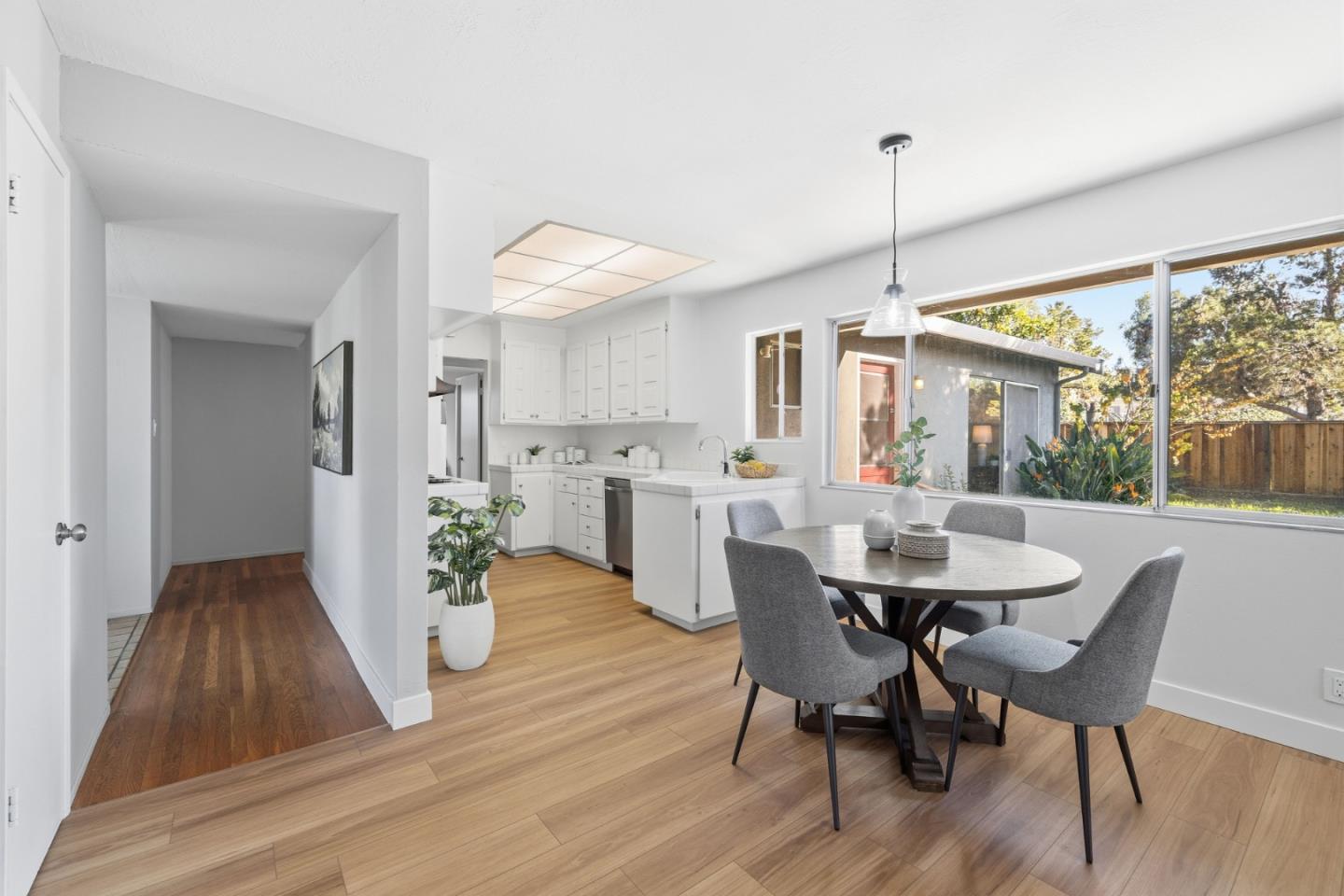 Detail Gallery Image 12 of 34 For 3108 Kermath Dr, San Jose,  CA 95132 - 3 Beds | 2 Baths