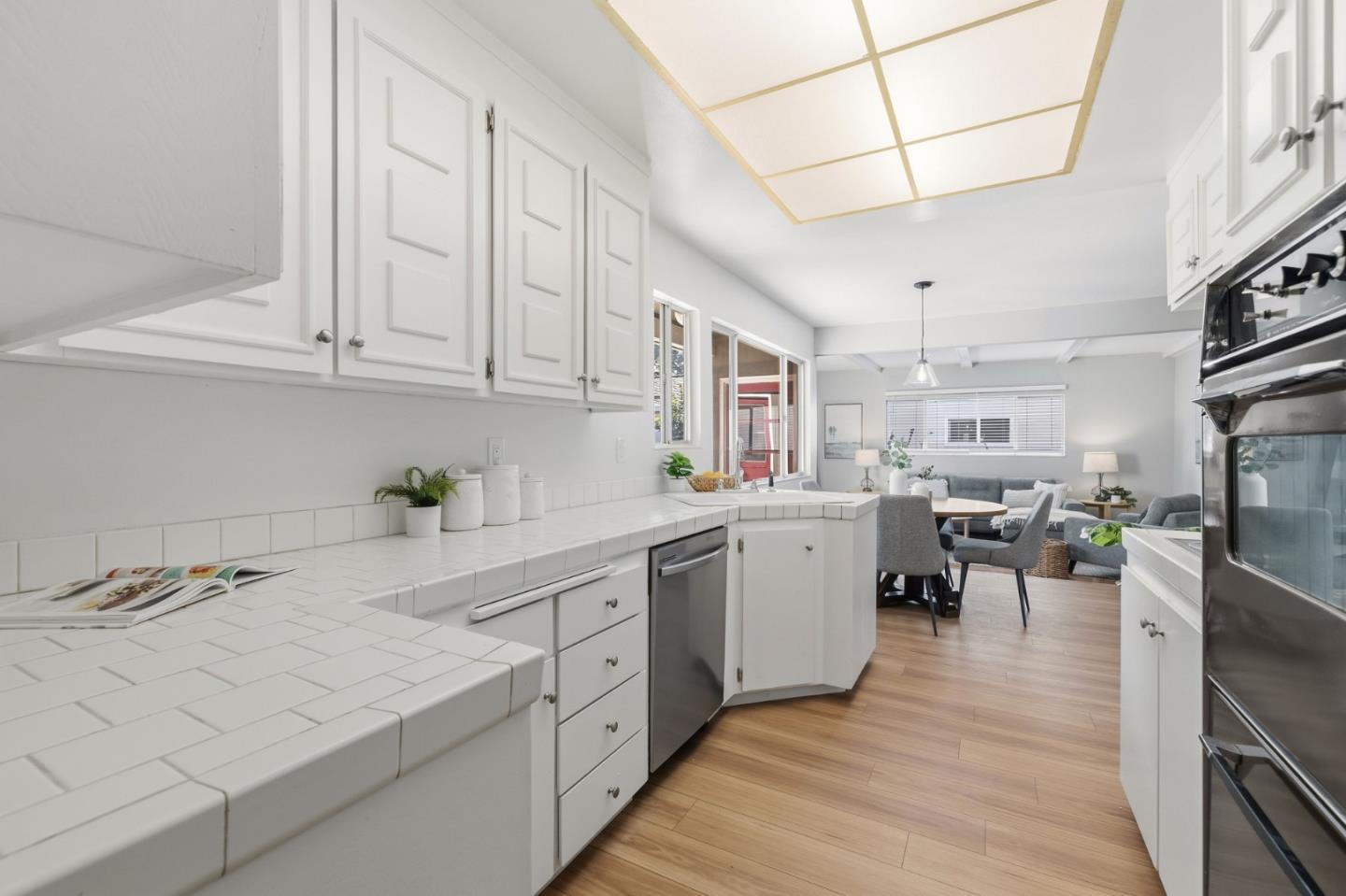 Detail Gallery Image 14 of 34 For 3108 Kermath Dr, San Jose,  CA 95132 - 3 Beds | 2 Baths