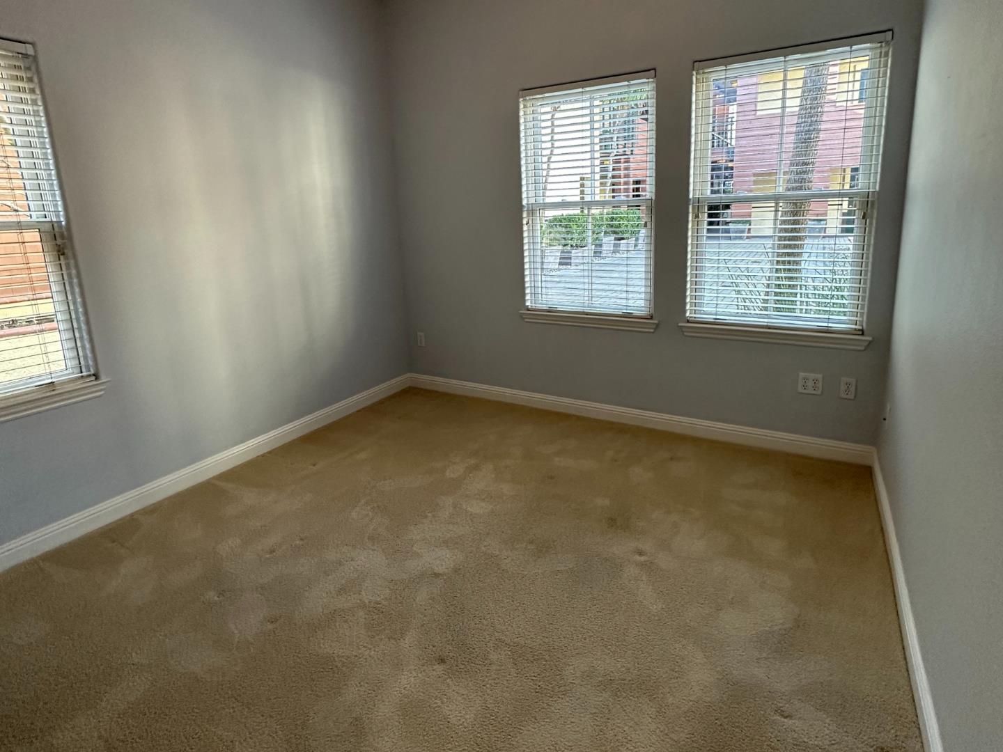 Detail Gallery Image 8 of 16 For 435 Sheridan Ave #109,  Palo Alto,  CA 94306 - 2 Beds | 2 Baths