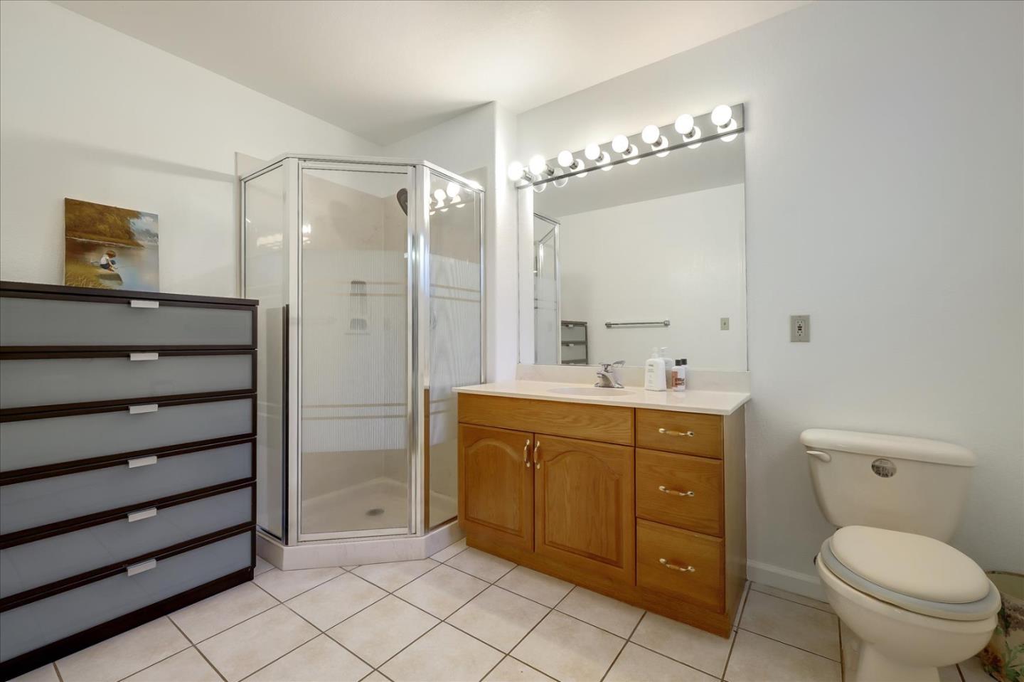 Detail Gallery Image 20 of 26 For 162 Toyon Rd Adu,  Atherton,  CA 94027 - 2 Beds | 2 Baths