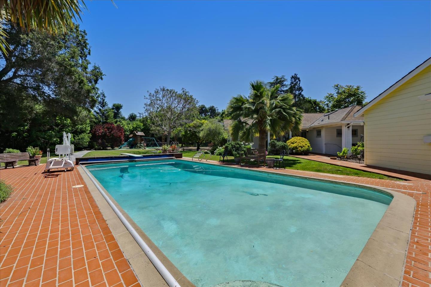 Detail Gallery Image 24 of 26 For 162 Toyon Rd Adu,  Atherton,  CA 94027 - 2 Beds | 2 Baths