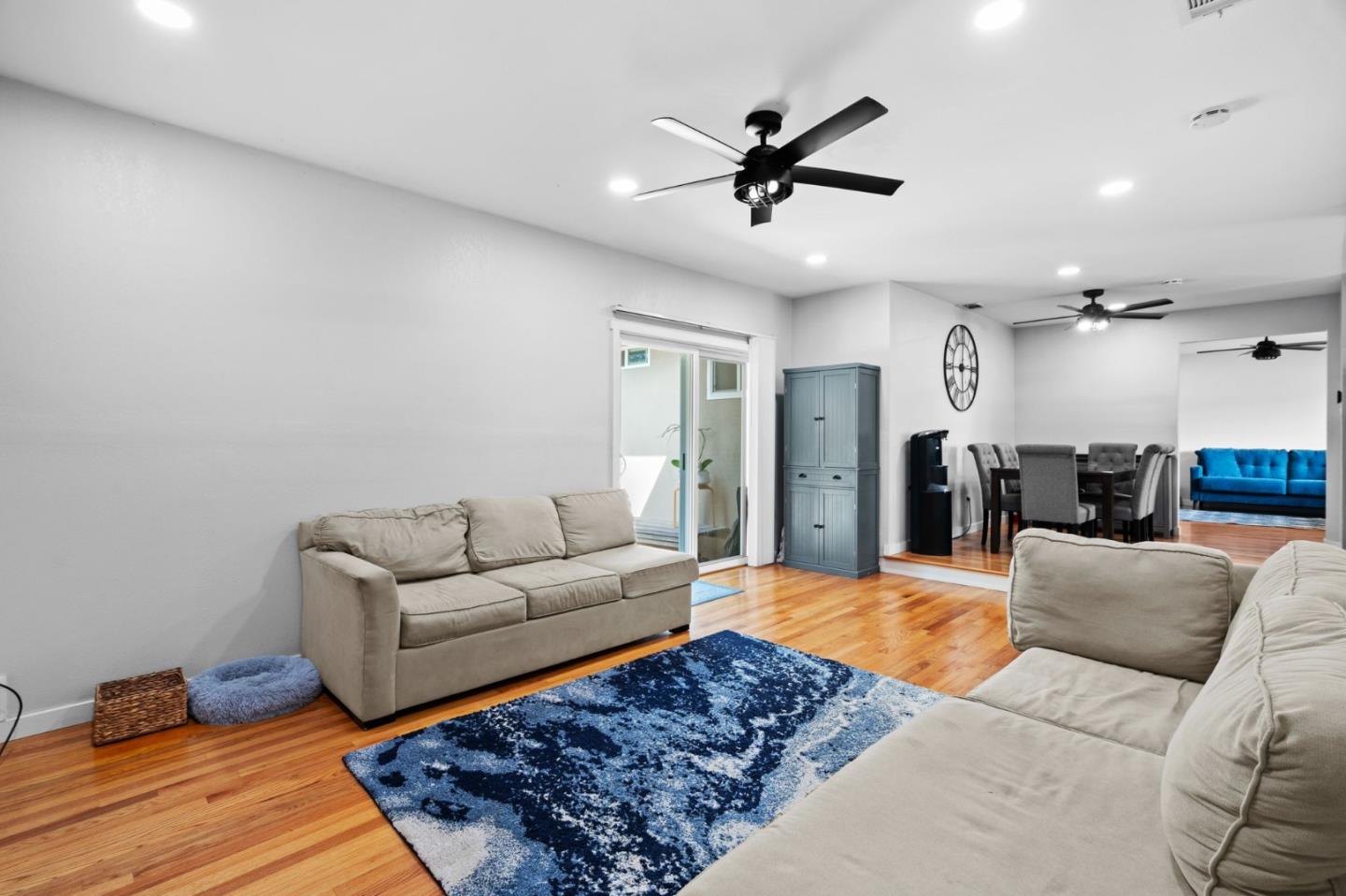 Detail Gallery Image 16 of 32 For 401 Arnold Dr, Gilroy,  CA 95020 - 3 Beds | 2 Baths