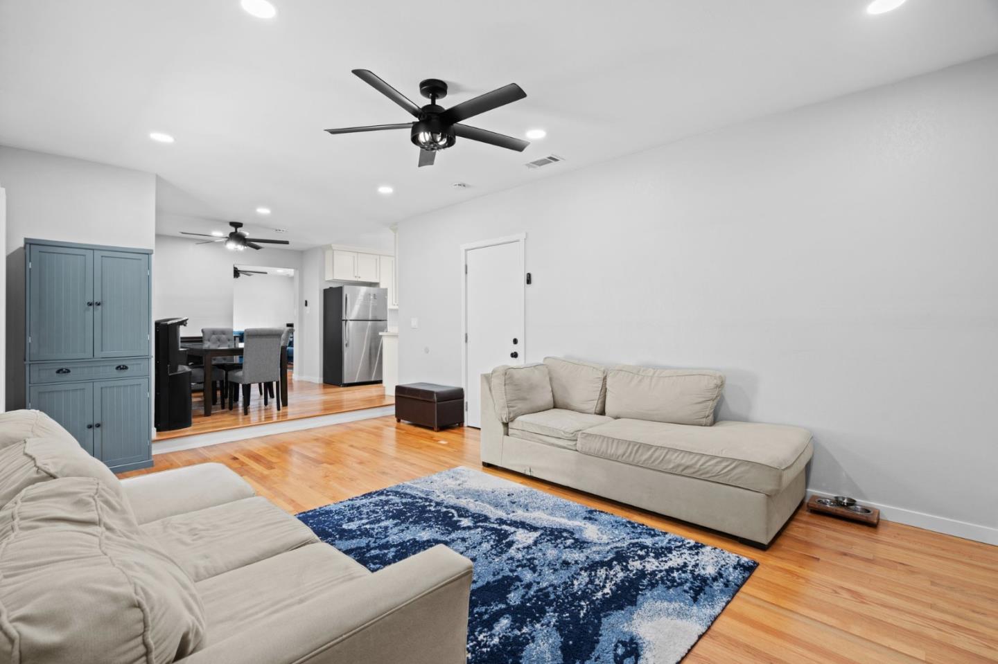 Detail Gallery Image 17 of 32 For 401 Arnold Dr, Gilroy,  CA 95020 - 3 Beds | 2 Baths