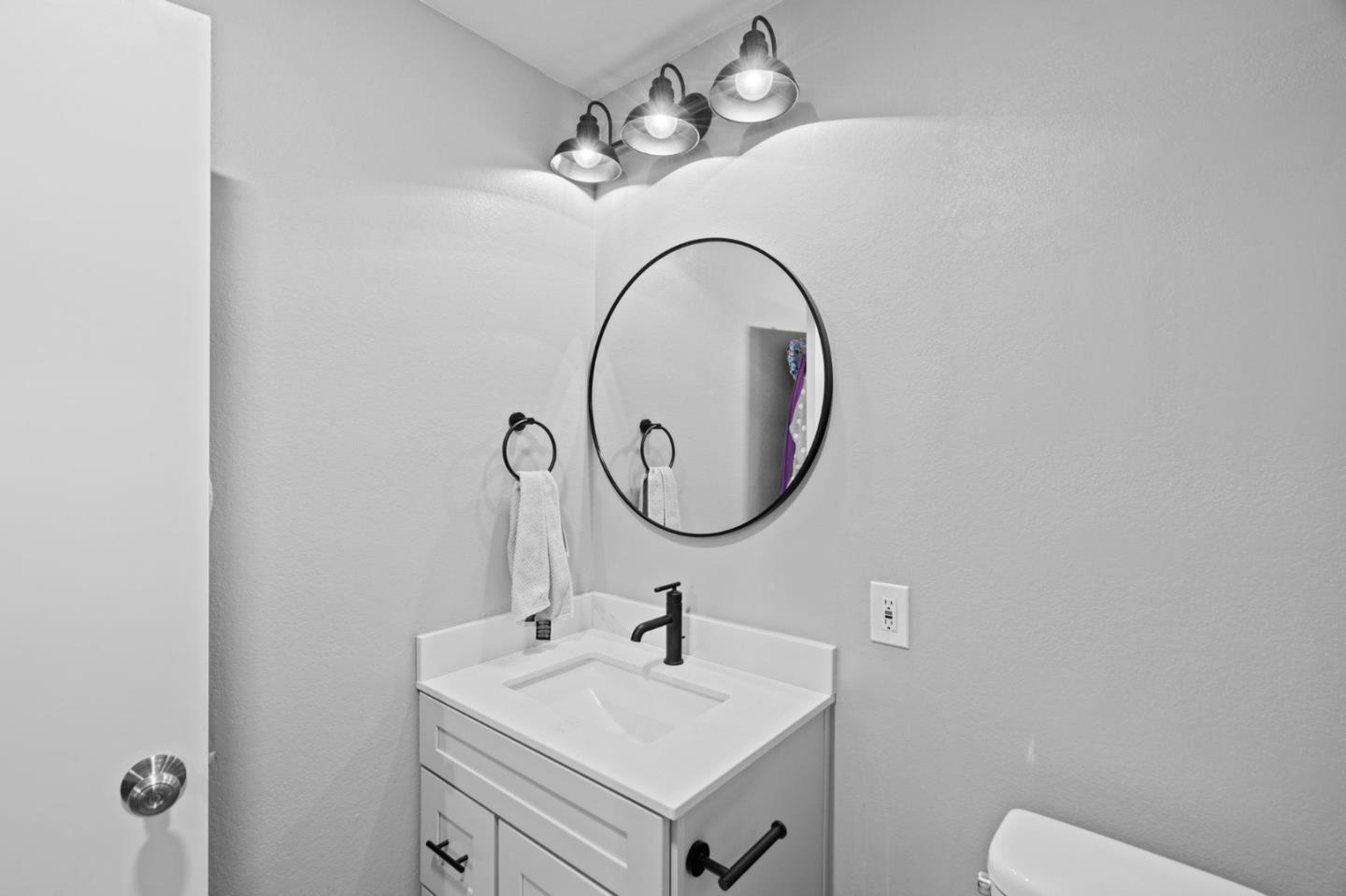Detail Gallery Image 20 of 32 For 401 Arnold Dr, Gilroy,  CA 95020 - 3 Beds | 2 Baths