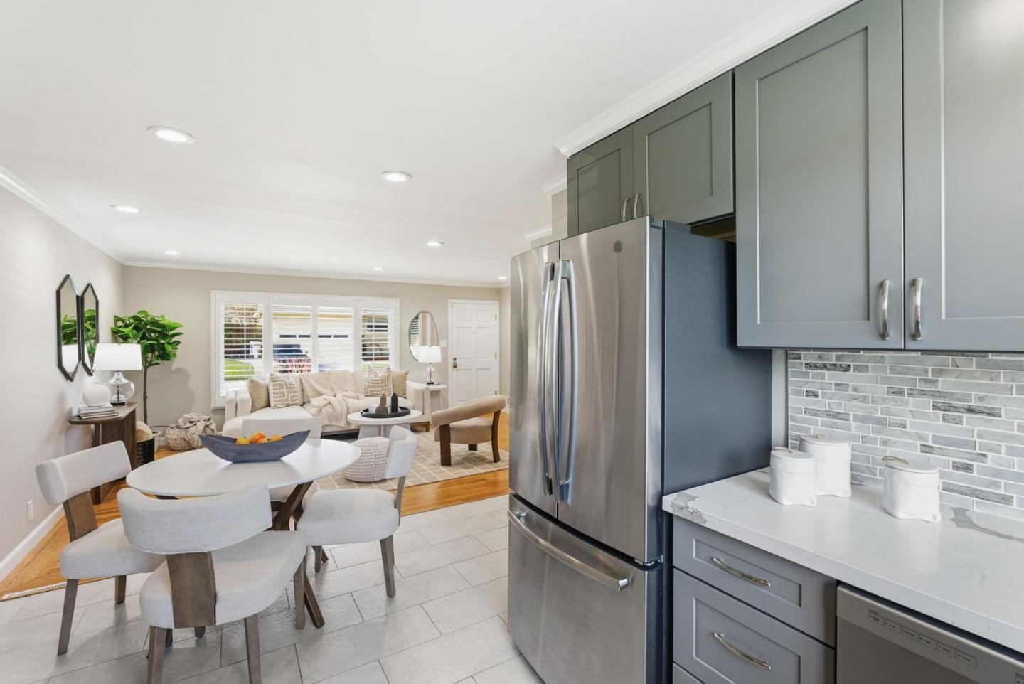 Detail Gallery Image 10 of 26 For 417 Briarwood Dr, South San Francisco,  CA 94080 - 2 Beds | 1 Baths