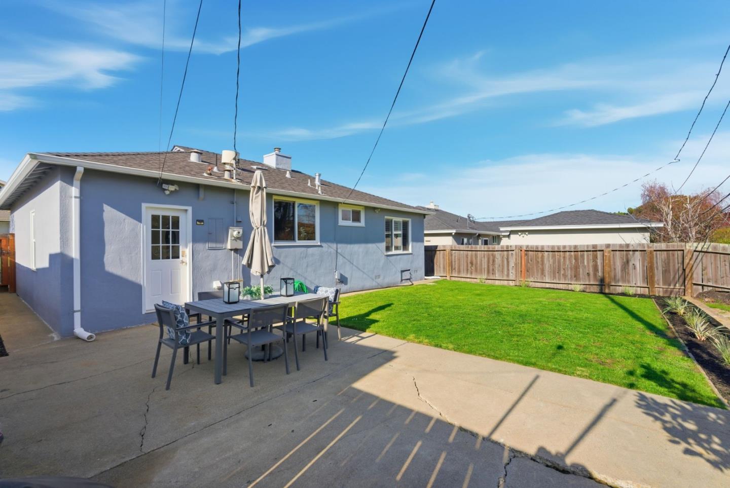 Detail Gallery Image 20 of 26 For 417 Briarwood Dr, South San Francisco,  CA 94080 - 2 Beds | 1 Baths