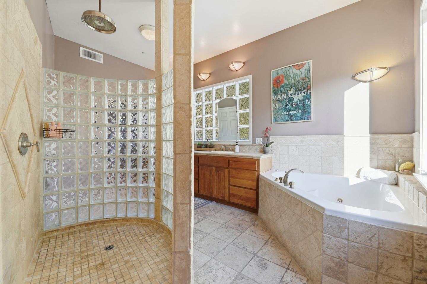 Detail Gallery Image 29 of 40 For 23185 Old Santa Cruz Hwy, Los Gatos,  CA 95033 - 5 Beds | 4/1 Baths