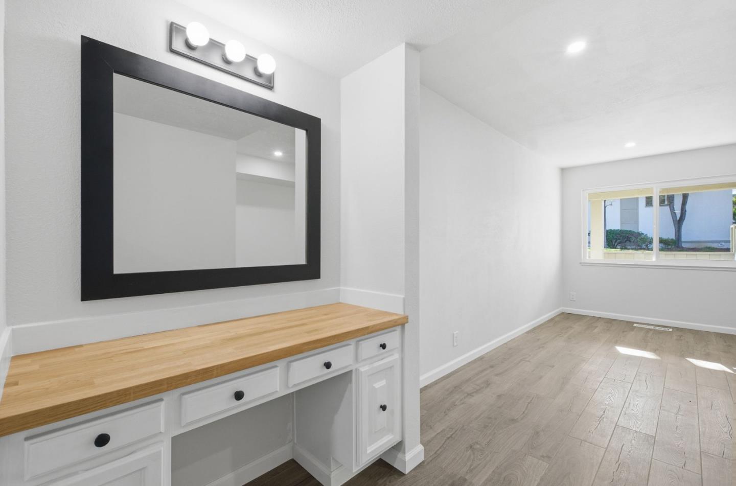 Detail Gallery Image 7 of 24 For 5424 Cribari Ct, San Jose,  CA 95135 - 2 Beds | 2 Baths