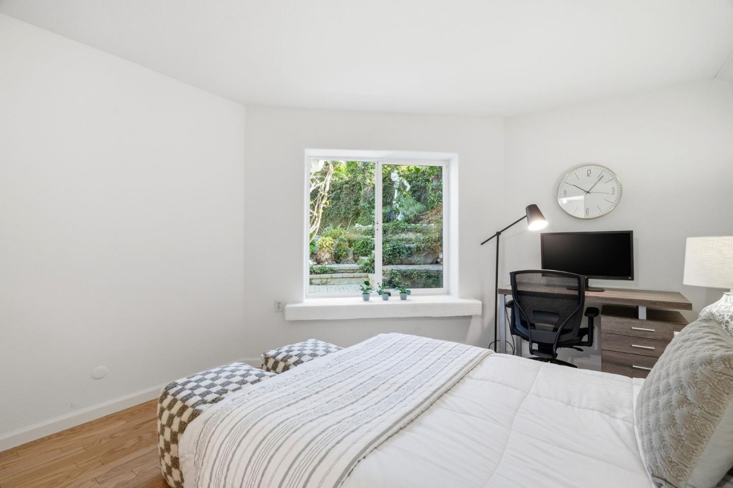 Detail Gallery Image 15 of 43 For 1660 Tawnygate Way, San Jose,  CA 95124 - 3 Beds | 2 Baths