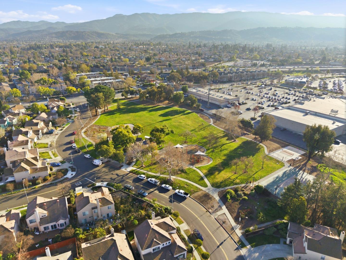 Detail Gallery Image 40 of 43 For 1660 Tawnygate Way, San Jose,  CA 95124 - 3 Beds | 2 Baths