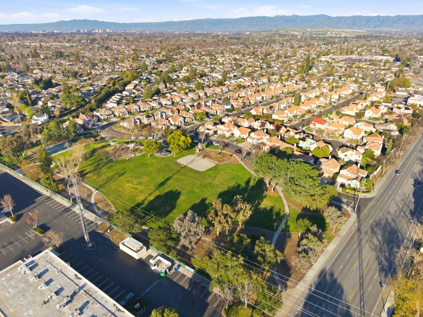 Detail Gallery Image 41 of 43 For 1660 Tawnygate Way, San Jose,  CA 95124 - 3 Beds | 2 Baths