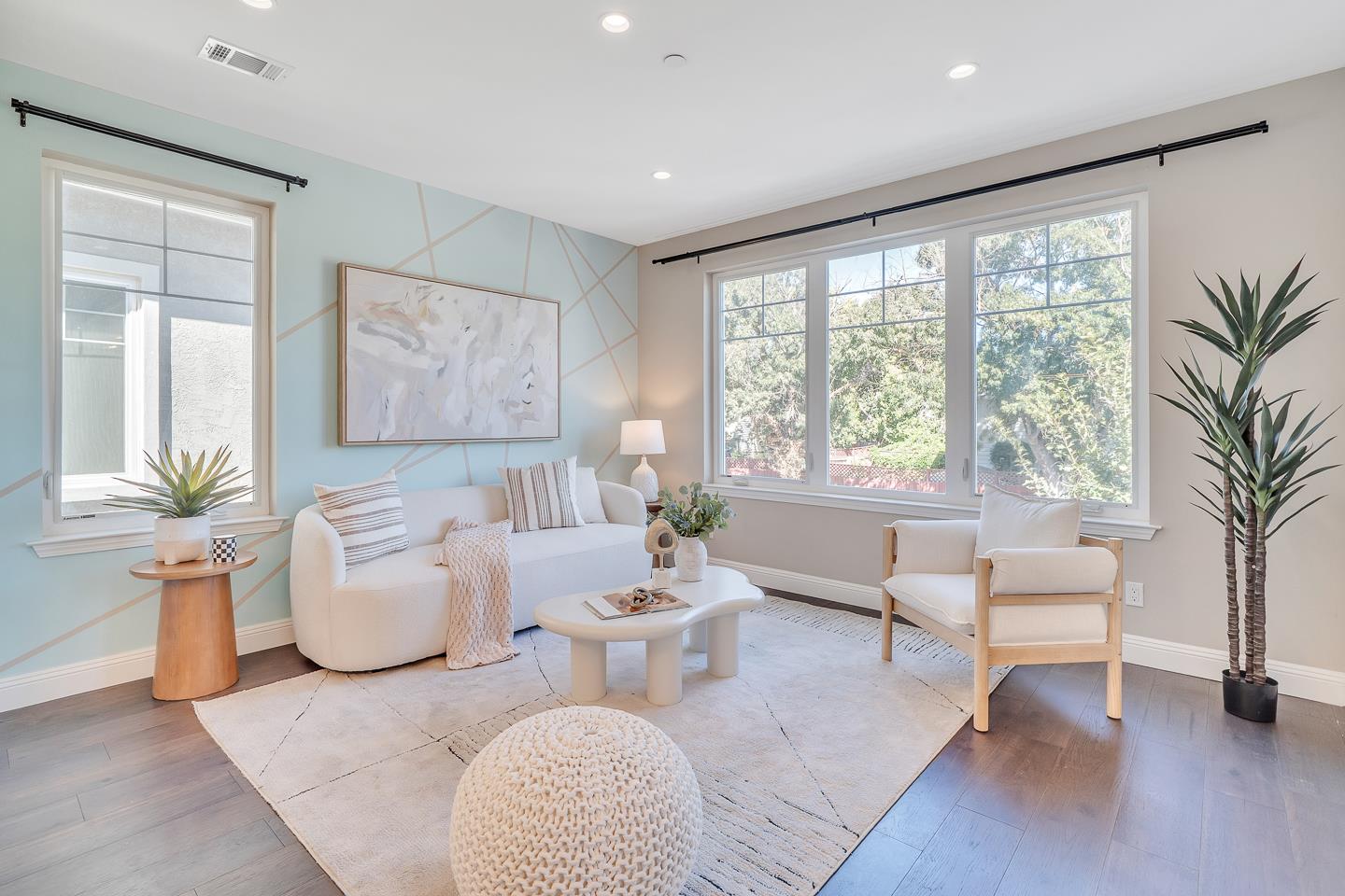 Detail Gallery Image 14 of 40 For 1337 Araujo, San Jose,  CA 95131 - 4 Beds | 4 Baths