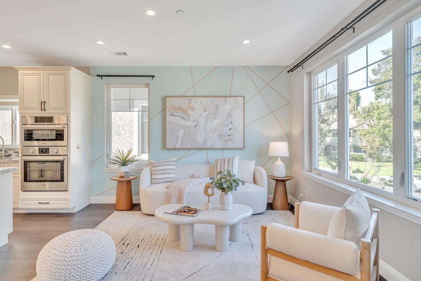 Detail Gallery Image 3 of 40 For 1337 Araujo, San Jose,  CA 95131 - 4 Beds | 4 Baths