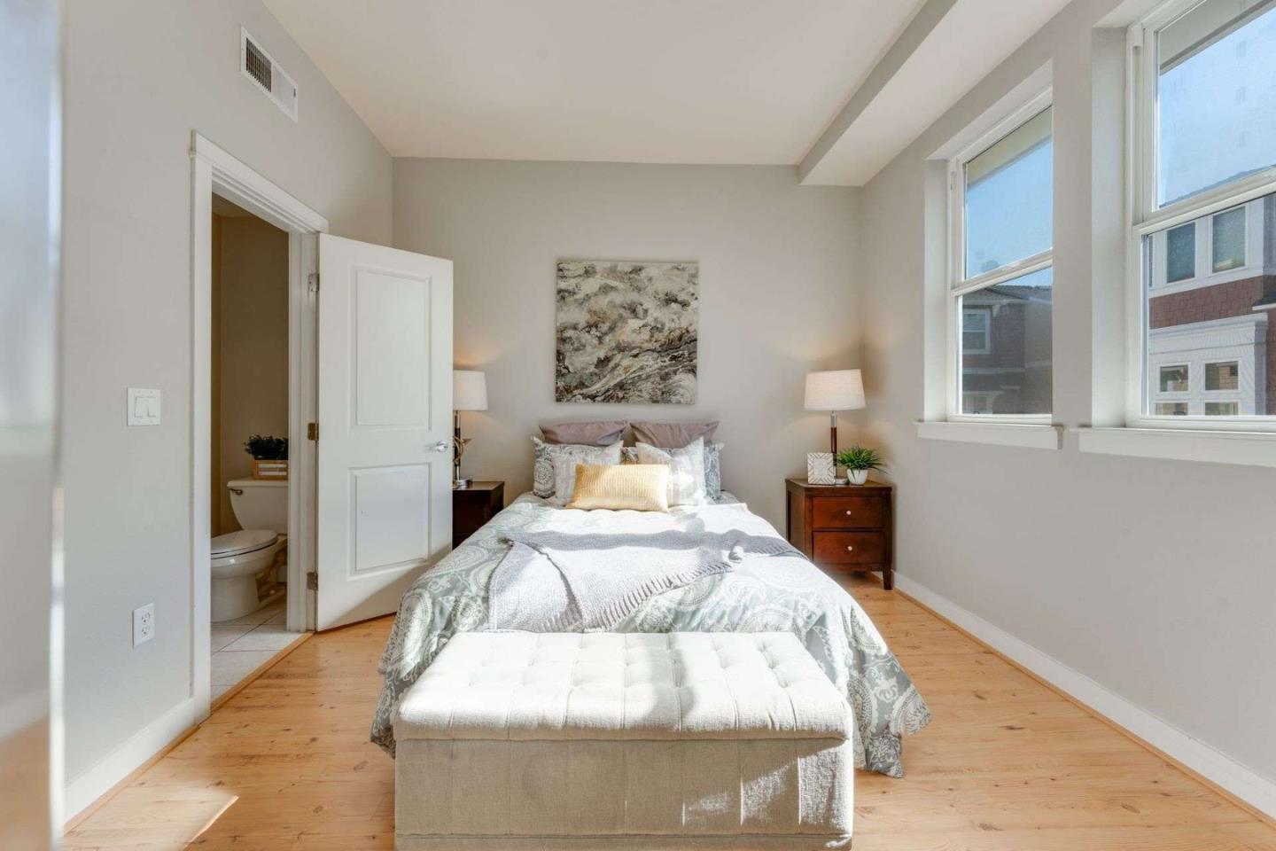 Detail Gallery Image 12 of 30 For 885 Frederick Cmn, San Jose,  CA 95126 - 4 Beds | 2/1 Baths