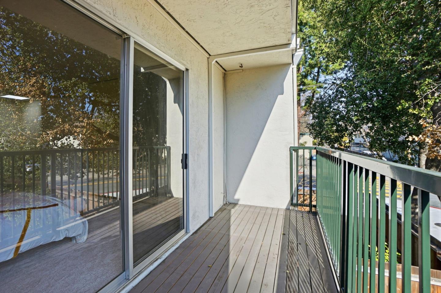 Detail Gallery Image 23 of 30 For 1411 Creekside Dr #2,  Walnut Creek,  CA 94596 - 2 Beds | 1 Baths