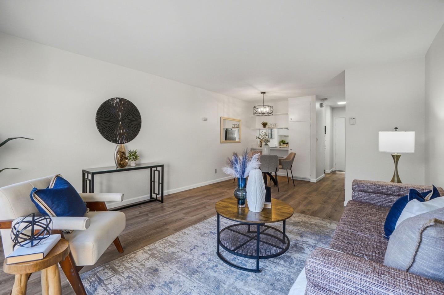 Detail Gallery Image 4 of 30 For 1411 Creekside Dr #2,  Walnut Creek,  CA 94596 - 2 Beds | 1 Baths