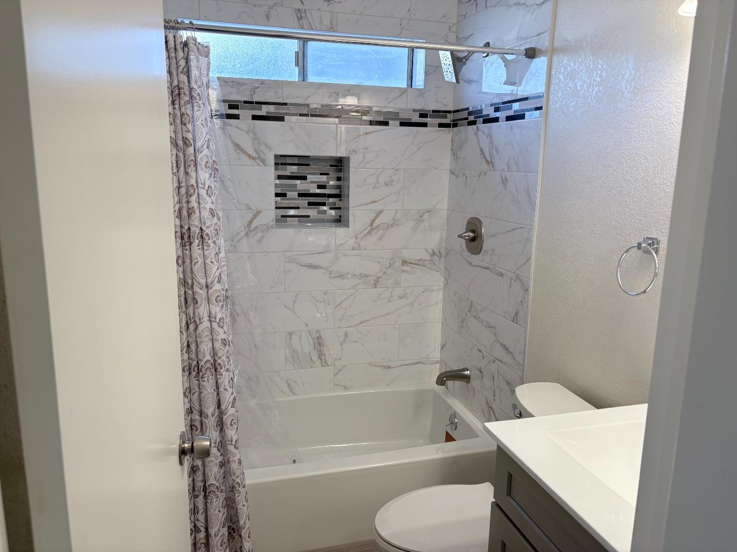 Detail Gallery Image 15 of 18 For 3550 Carter Dr #101,  South San Francisco,  CA 94080 - 2 Beds | 1/1 Baths