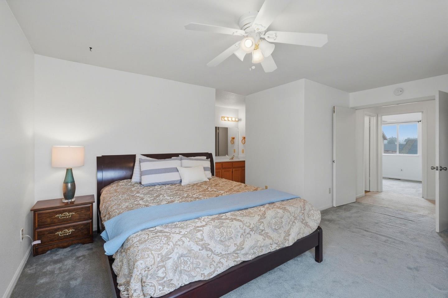 Detail Gallery Image 14 of 30 For 15150 Hollyhock Ct, Lathrop,  CA 95330 - 4 Beds | 2/1 Baths