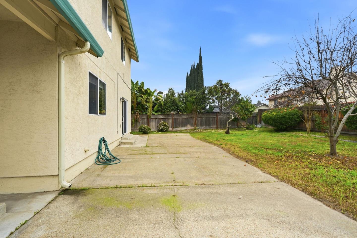 Detail Gallery Image 28 of 30 For 15150 Hollyhock Ct, Lathrop,  CA 95330 - 4 Beds | 2/1 Baths