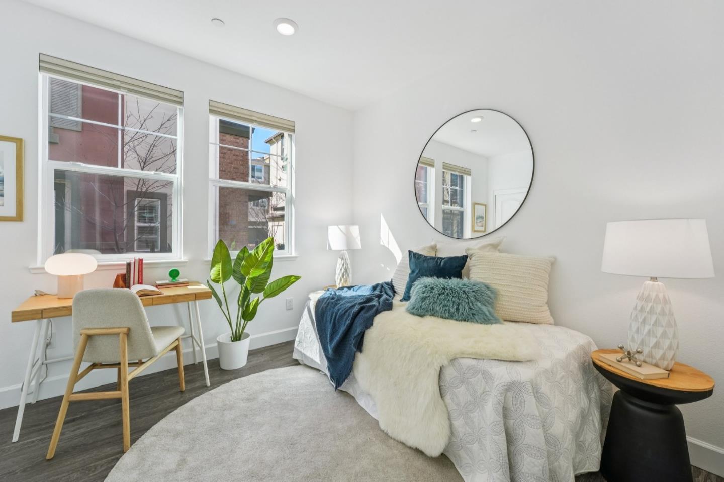 Detail Gallery Image 11 of 31 For 1015 Abruzzo Ln #1,  San Jose,  CA 95131 - 4 Beds | 3/1 Baths