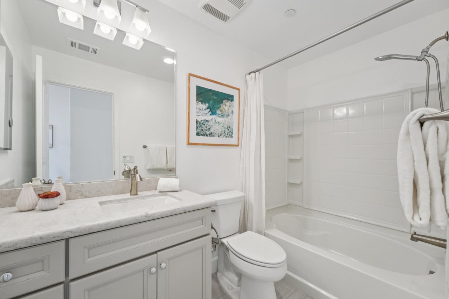 Detail Gallery Image 14 of 31 For 1015 Abruzzo Ln #1,  San Jose,  CA 95131 - 4 Beds | 3/1 Baths