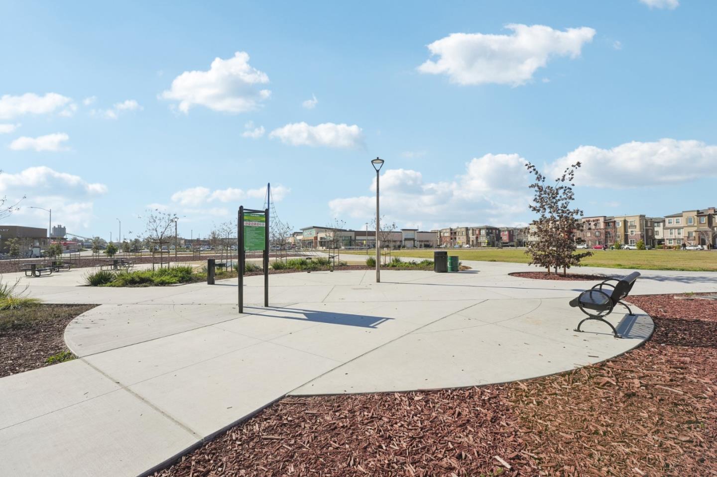 Detail Gallery Image 21 of 31 For 1015 Abruzzo Ln #1,  San Jose,  CA 95131 - 4 Beds | 3/1 Baths