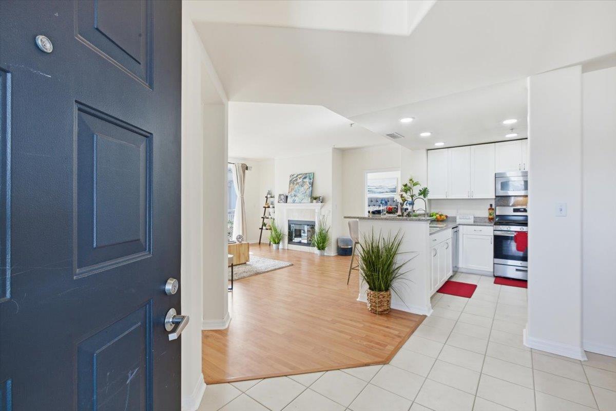 Detail Gallery Image 3 of 34 For 3901 Lick Mill Blvd #360,  Santa Clara,  CA 95054 - 2 Beds | 2 Baths