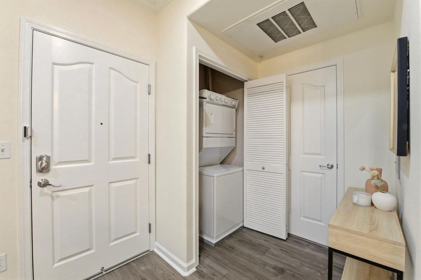 Detail Gallery Image 19 of 34 For 801 S Winchester Blvd #5101,  San Jose,  CA 95128 - 1 Beds | 1 Baths