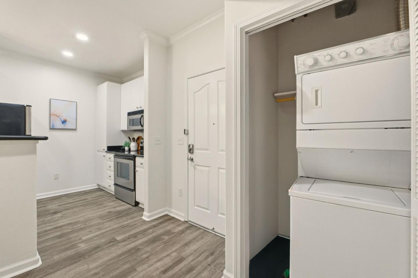 Detail Gallery Image 20 of 34 For 801 S Winchester Blvd #5101,  San Jose,  CA 95128 - 1 Beds | 1 Baths