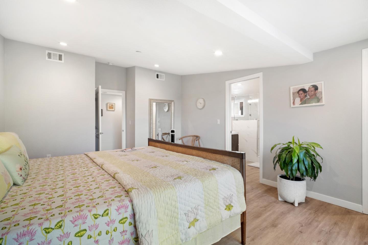 Detail Gallery Image 45 of 74 For 1262 Manzano Way, Sunnyvale,  CA 94089 - 5 Beds | 4 Baths