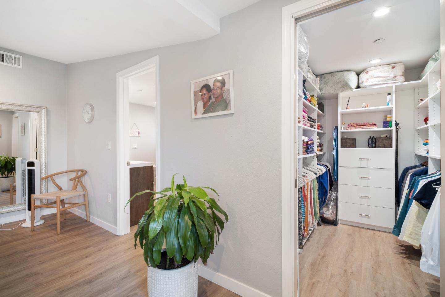 Detail Gallery Image 46 of 74 For 1262 Manzano Way, Sunnyvale,  CA 94089 - 5 Beds | 4 Baths