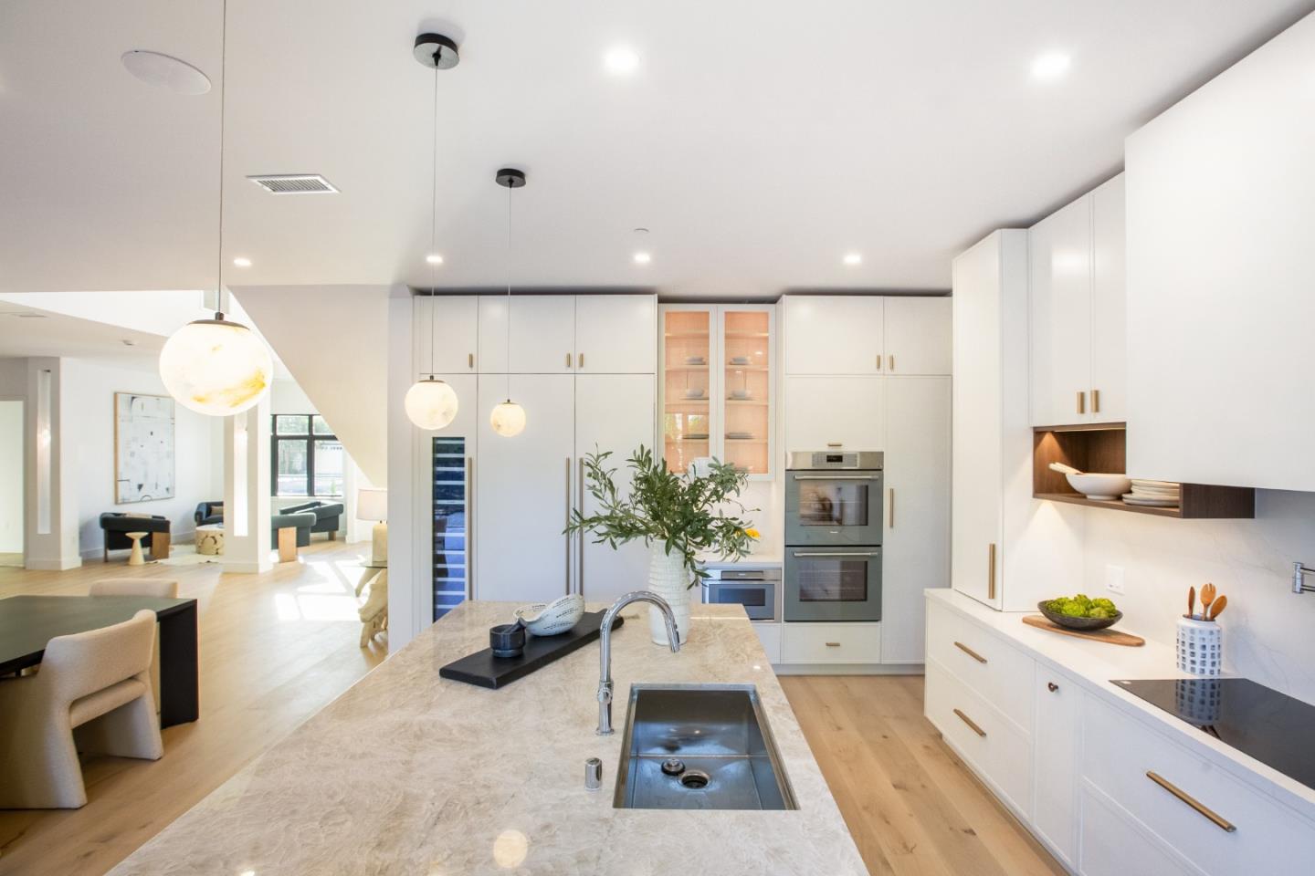 Detail Gallery Image 12 of 49 For 416 Ardis Ave, San Jose,  CA 95117 - 6 Beds | 5/1 Baths