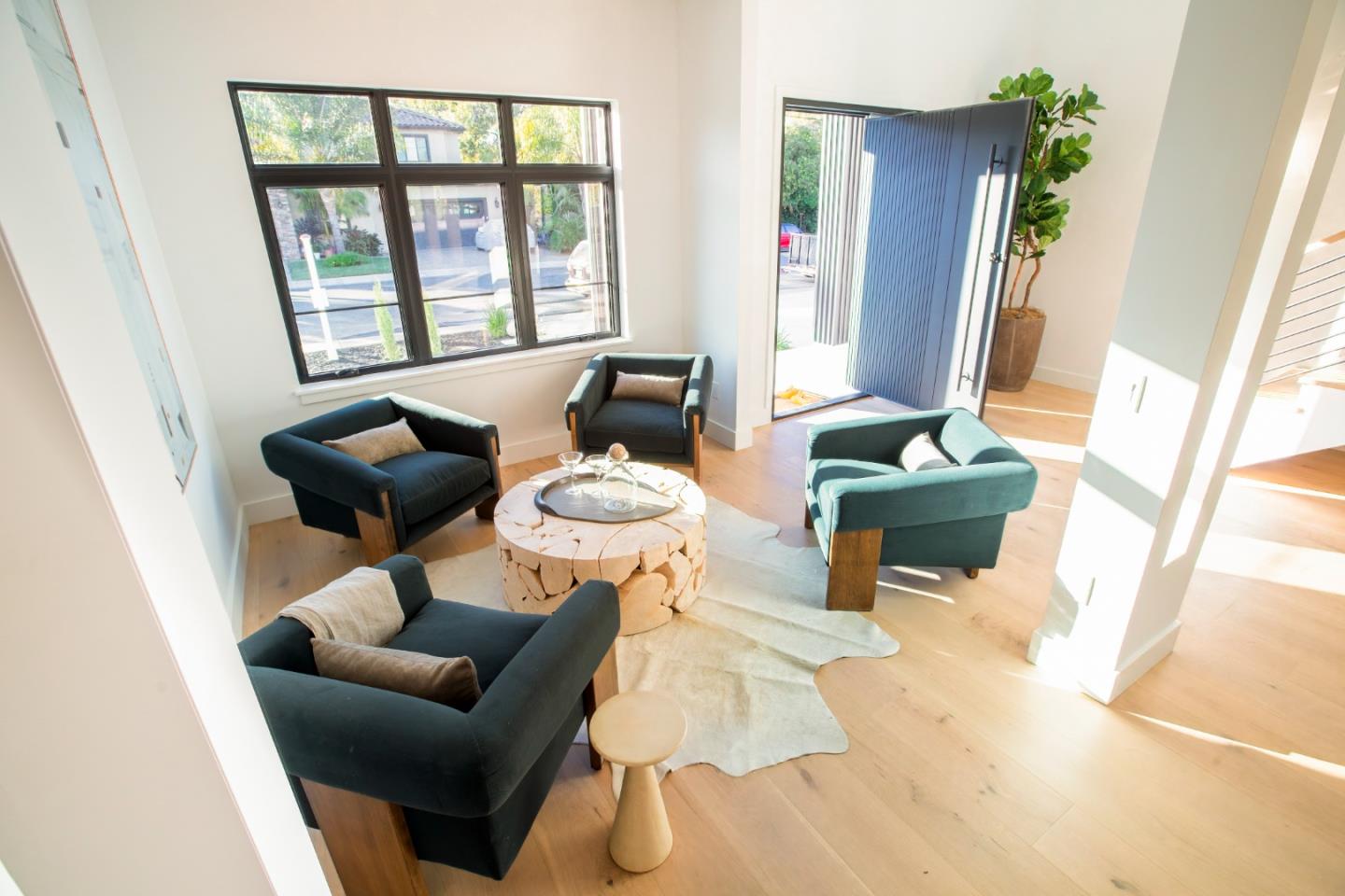 Detail Gallery Image 7 of 49 For 416 Ardis Ave, San Jose,  CA 95117 - 6 Beds | 5/1 Baths