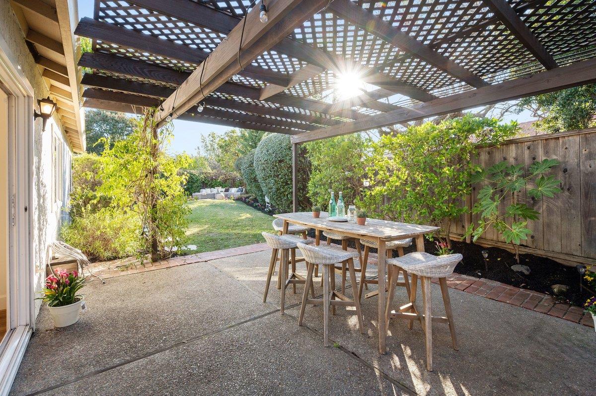 Detail Gallery Image 20 of 49 For 327 Rosilie St, San Mateo,  CA 94403 - 3 Beds | 2 Baths