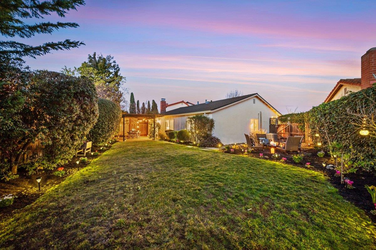 Detail Gallery Image 35 of 49 For 327 Rosilie St, San Mateo,  CA 94403 - 3 Beds | 2 Baths