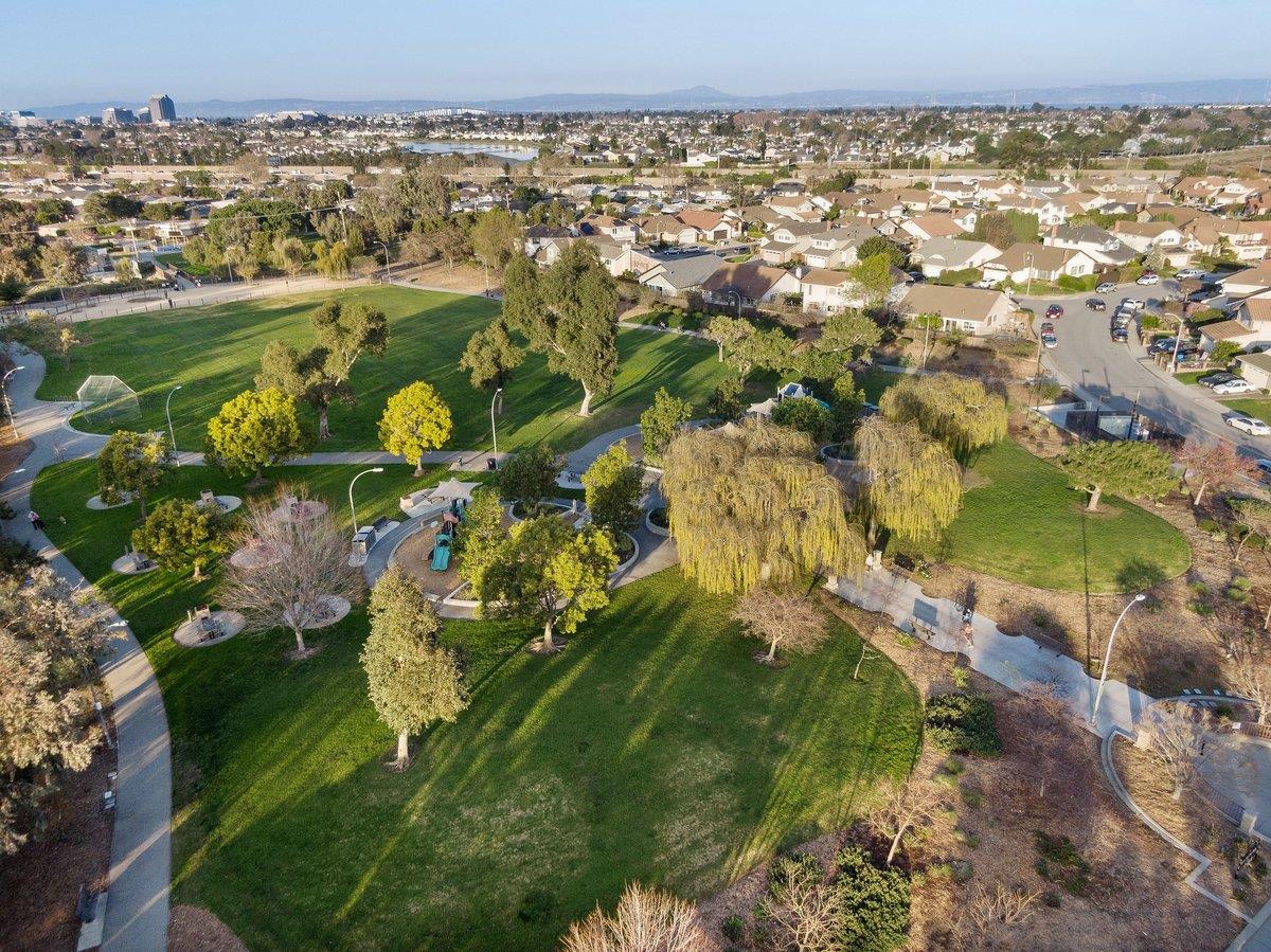 Detail Gallery Image 44 of 49 For 327 Rosilie St, San Mateo,  CA 94403 - 3 Beds | 2 Baths