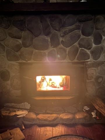 Detail Gallery Image 12 of 19 For 95 Sunlit Ln, Santa Cruz,  CA 95060 - 4 Beds | 2/1 Baths