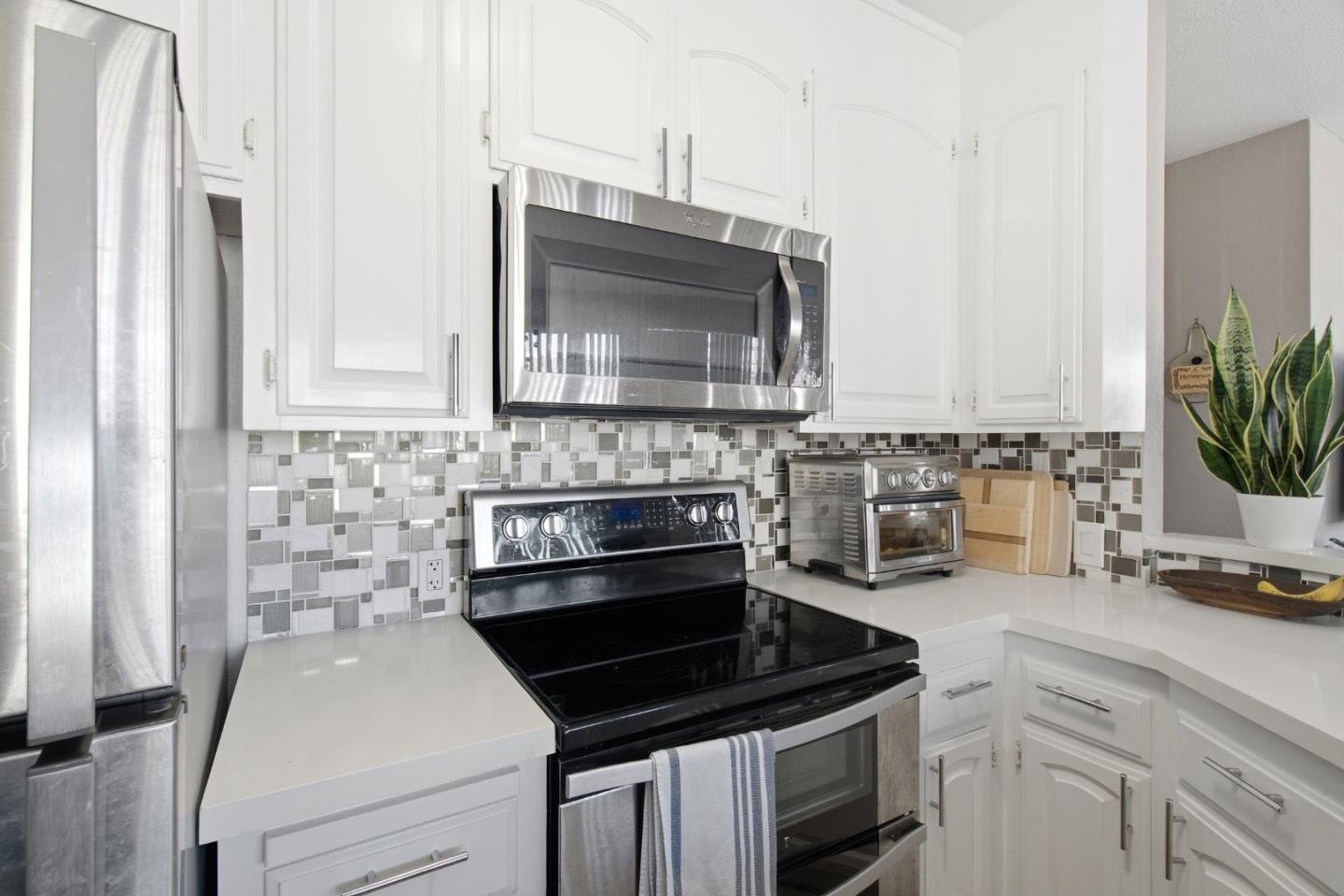 Detail Gallery Image 22 of 49 For 1111 Bay St #307,  San Francisco,  CA 94123 - 2 Beds | 2 Baths