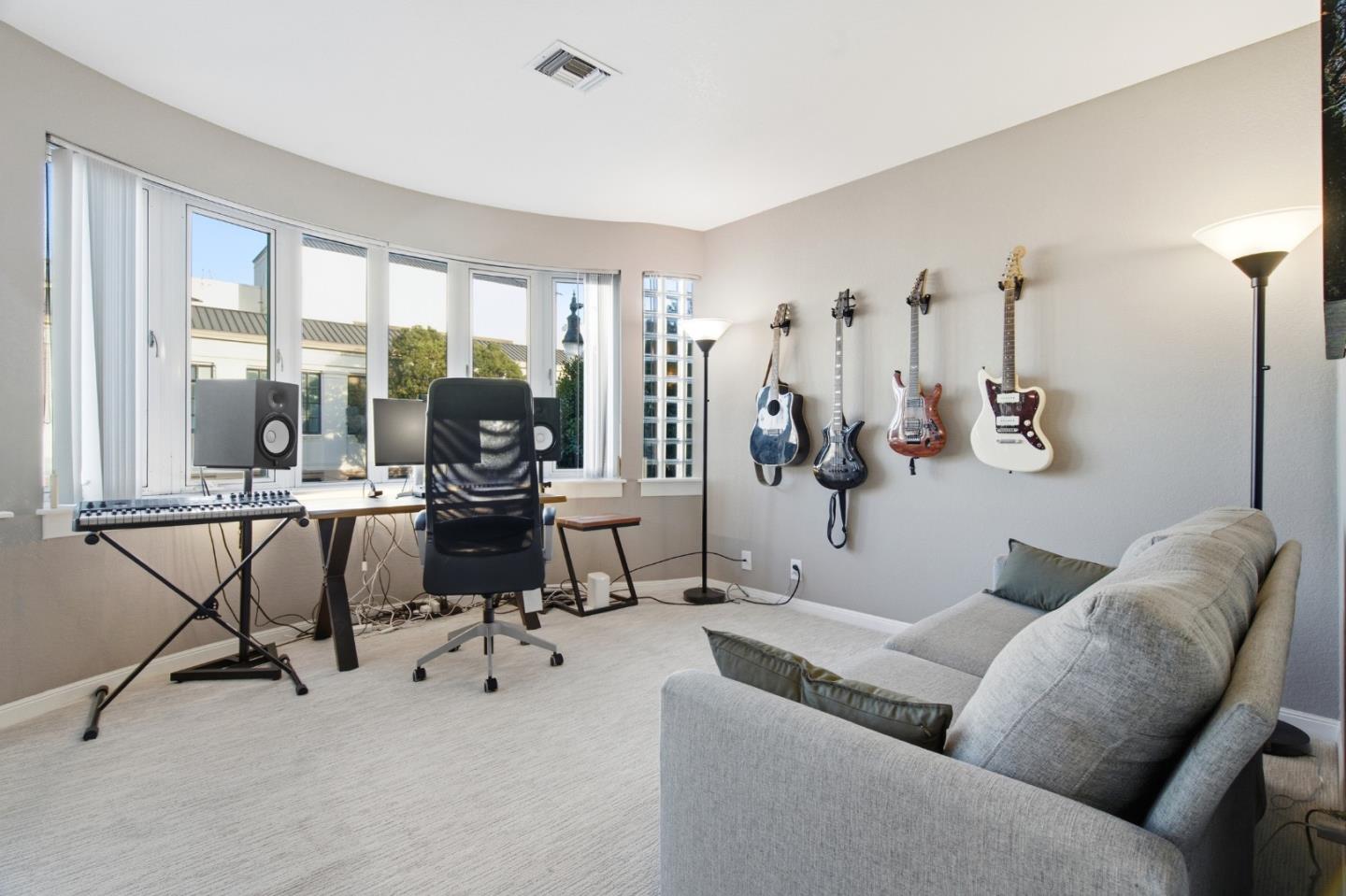 Detail Gallery Image 36 of 49 For 1111 Bay St #307,  San Francisco,  CA 94123 - 2 Beds | 2 Baths