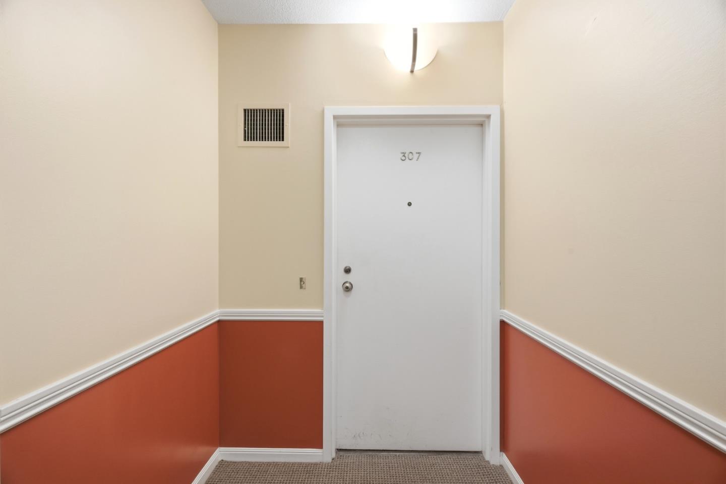 Detail Gallery Image 4 of 49 For 1111 Bay St #307,  San Francisco,  CA 94123 - 2 Beds | 2 Baths