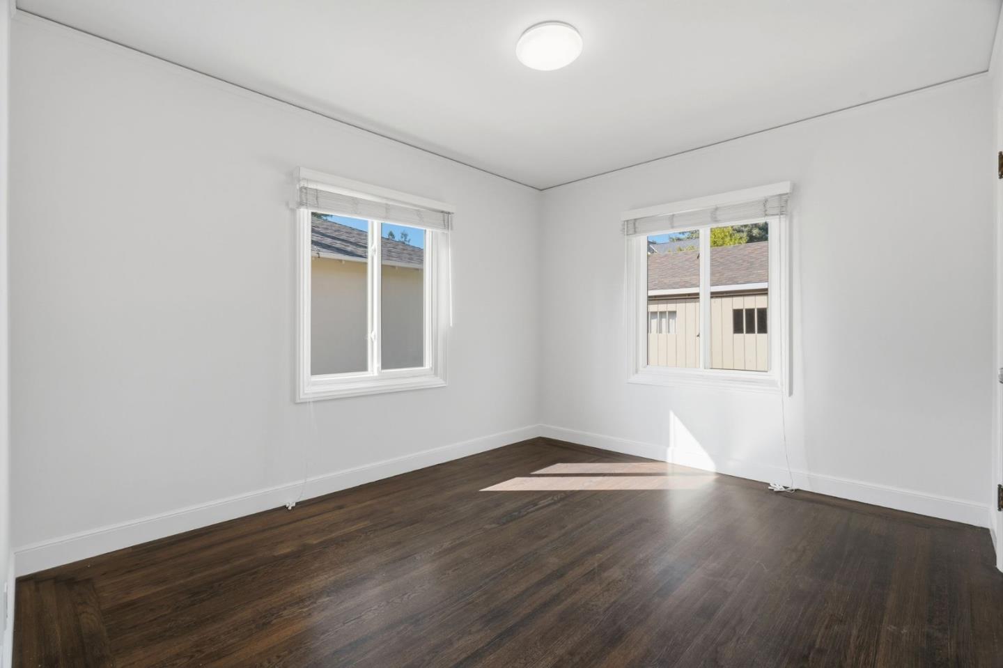 Detail Gallery Image 9 of 15 For 958 Millie Ave, Menlo Park,  CA 94025 - 3 Beds | 1 Baths