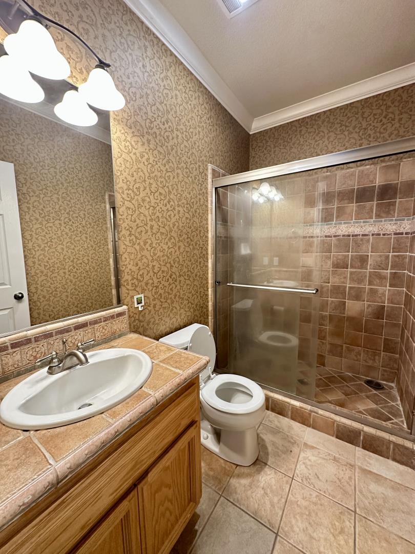 Detail Gallery Image 22 of 24 For 9224 Purple Skies Ct, Elk Grove,  CA 95624 - 4 Beds | 4/1 Baths