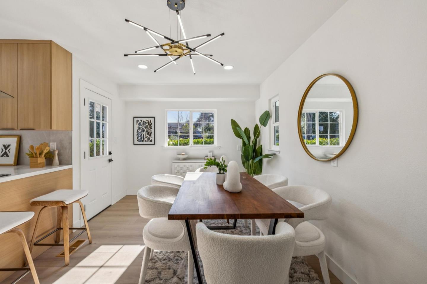 Detail Gallery Image 15 of 45 For 1686 Mercy St, Mountain View,  CA 94041 - 2 Beds | 2 Baths