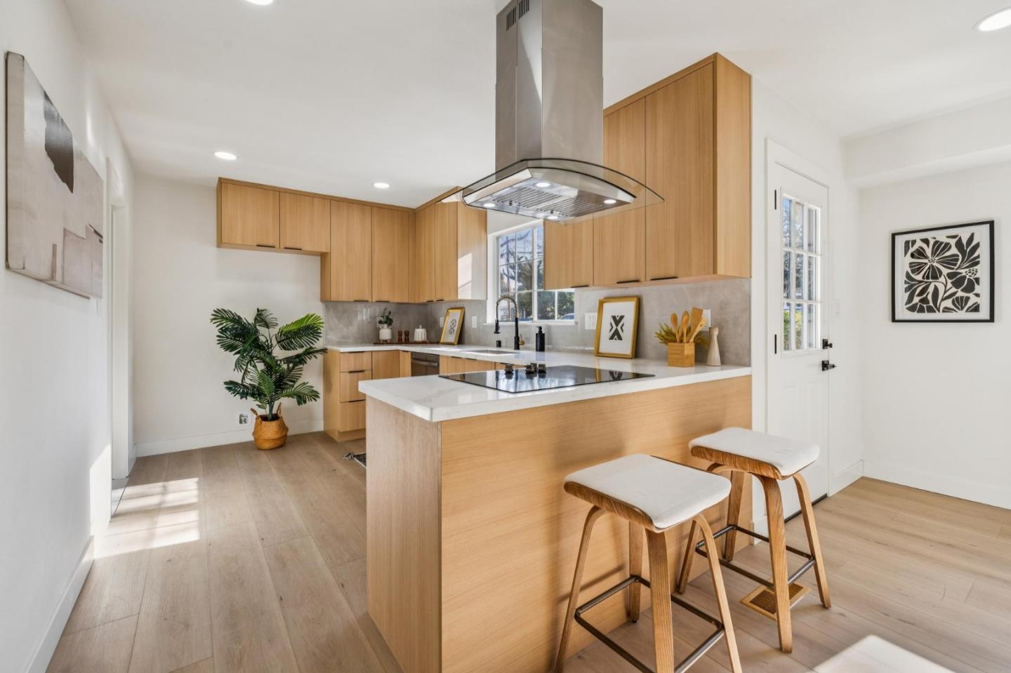 Detail Gallery Image 16 of 45 For 1686 Mercy St, Mountain View,  CA 94041 - 2 Beds | 2 Baths