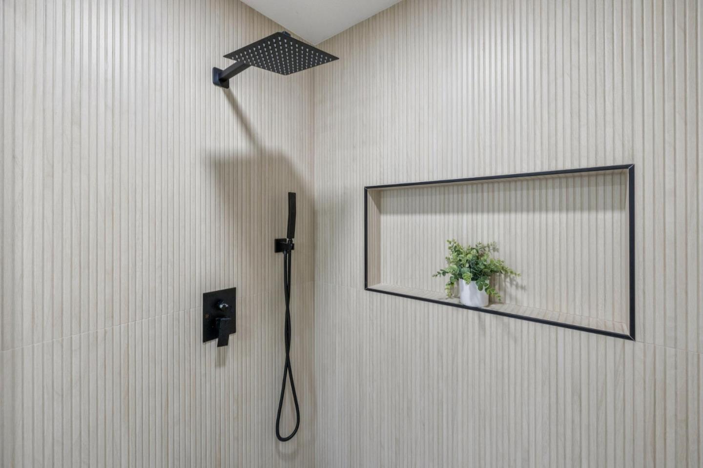 Detail Gallery Image 27 of 45 For 1686 Mercy St, Mountain View,  CA 94041 - 2 Beds | 2 Baths