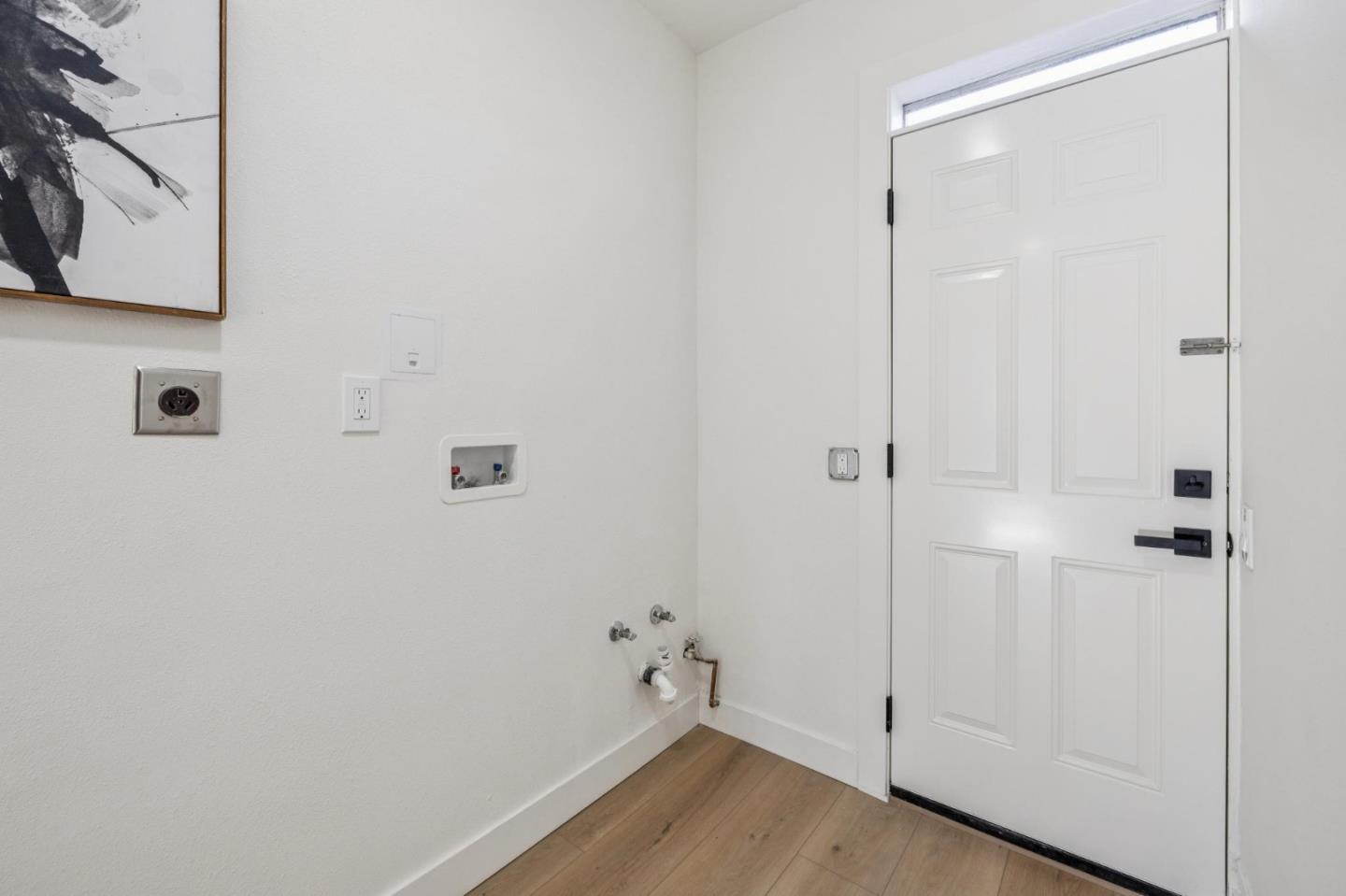 Detail Gallery Image 39 of 45 For 1686 Mercy St, Mountain View,  CA 94041 - 2 Beds | 2 Baths