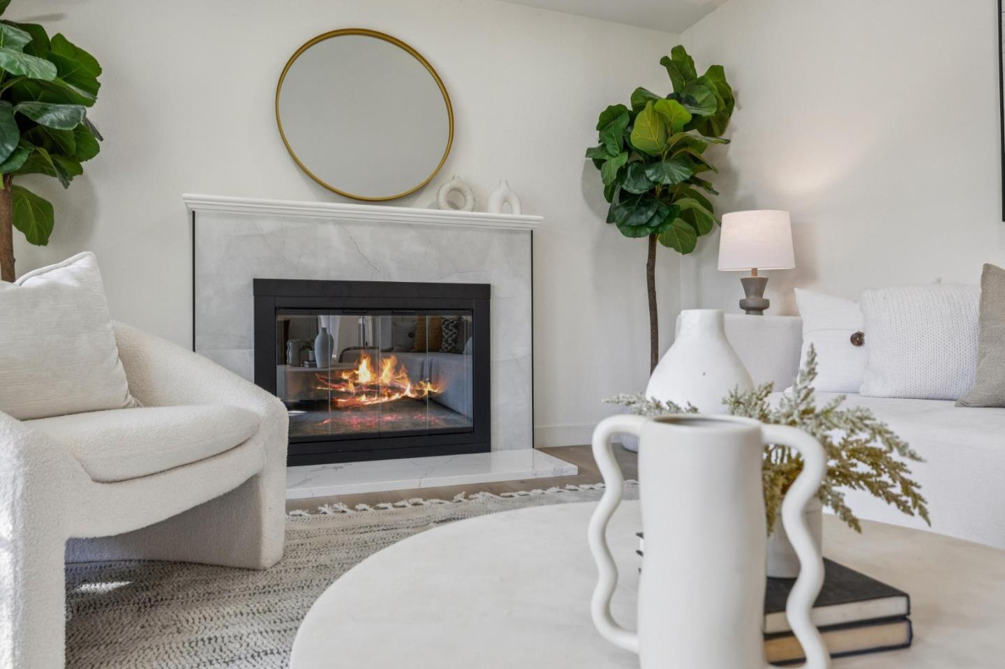 Detail Gallery Image 6 of 45 For 1686 Mercy St, Mountain View,  CA 94041 - 2 Beds | 2 Baths